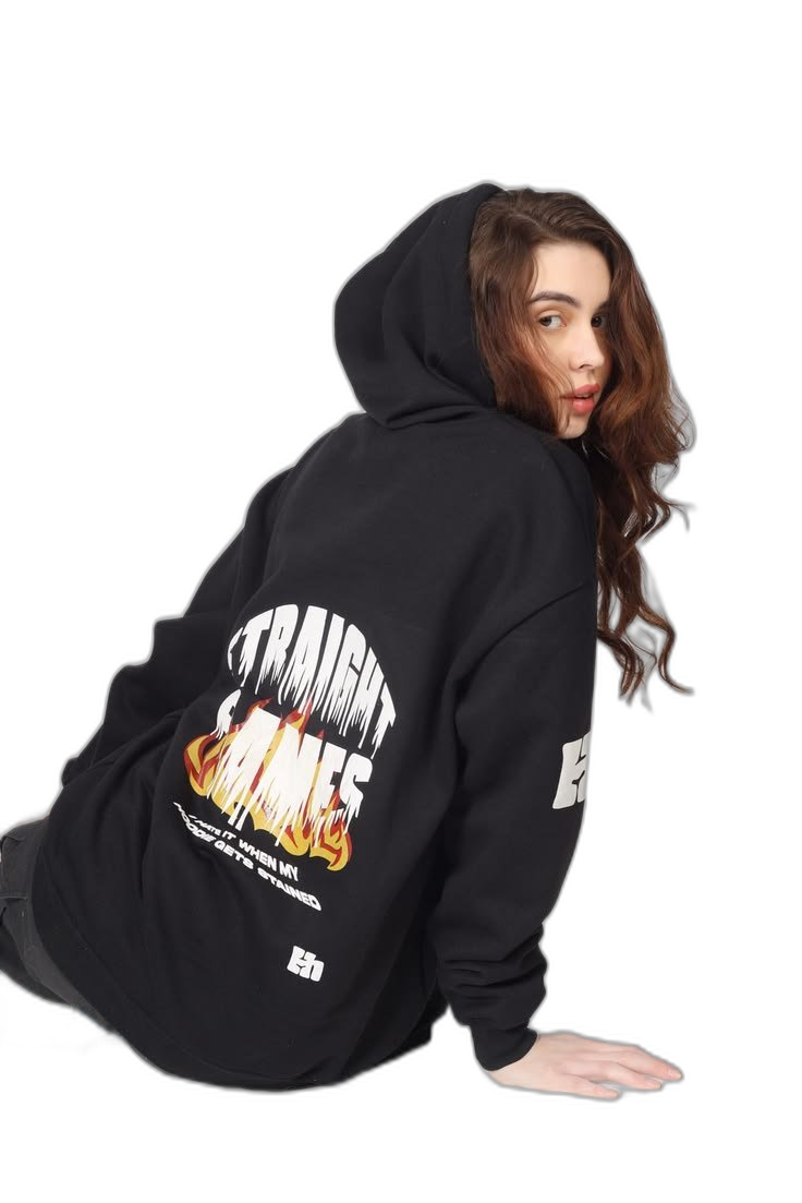 Oversized black hoodie, studio look